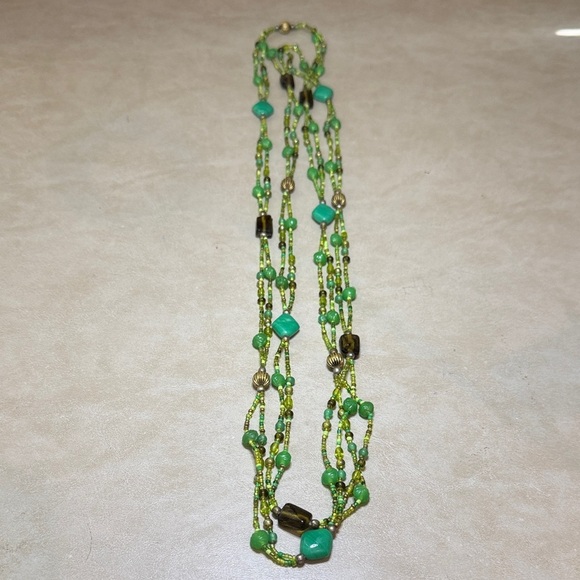 Jewelry - Green Beaded Necklace 36"